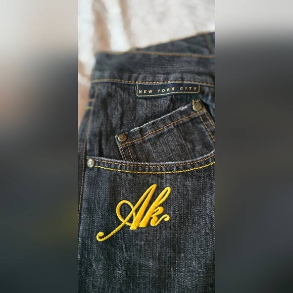Akademiks Black Relaxed Jeans with Yellow Stitching - Picture 3 of 6